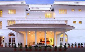 Hotel Luciya Thrissur